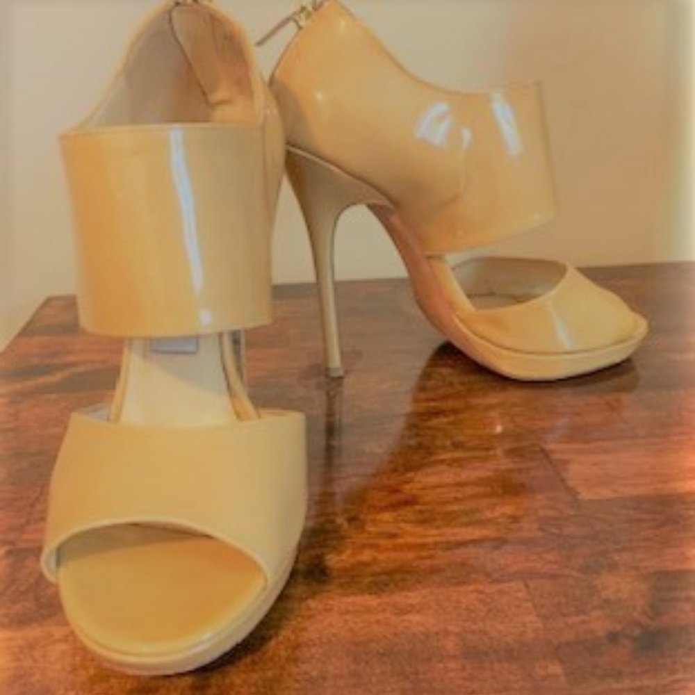 Jimmy Choo Patent Leather Stilettos: Size 5.5